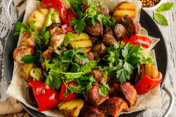Шашлыки и мясо на углях